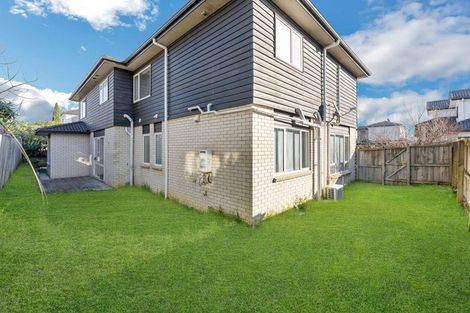 Photo of property in 8 Gortnest Place, Flat Bush, Auckland, 2019