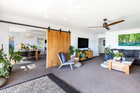 Photo of property in 358 Lake Terrace, Two Mile Bay, Taupo, 3330