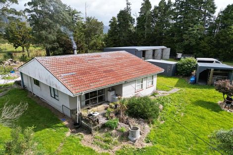 Photo of property in 3 Whataroa Highway, Whataroa, 7886