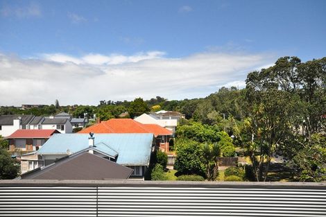 Photo of property in 7/2 Atarangi Road, Greenlane, Auckland, 1051