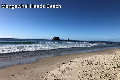 Photo of property in 53 Robert Hastie Drive, Mangawhai, 0573