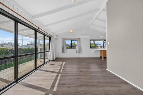 Photo of property in 203 Belvedere Road, Carterton, 5713