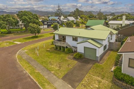 Photo of property in 1 Champion Place, Pauanui, Hikuai, 3579