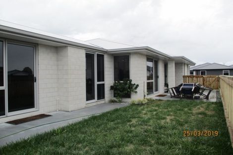 Photo of property in 3 Taioma Close, Papamoa, 3118