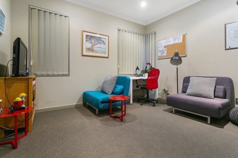 Photo of property in 182 Greenhithe Road, Greenhithe, Auckland, 0632