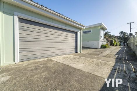 Photo of property in 159 Broderick Road, Johnsonville, Wellington, 6037