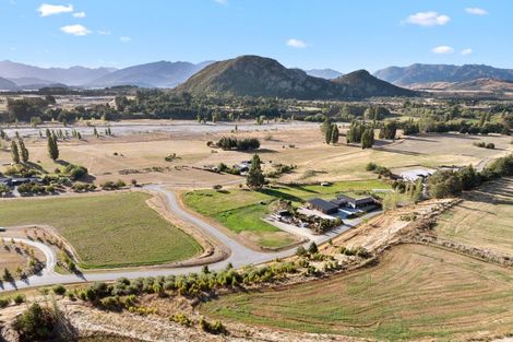 Photo of property in 87 Black Peak Road, Wanaka, 9382