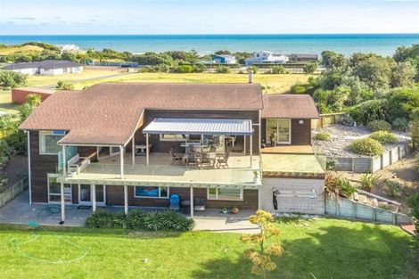 Photo of property in 36 Longbeach Drive, Castlecliff, Whanganui, 4501