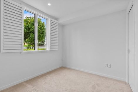 Photo of property in 8/83 Hinemoa Street, Birkenhead, Auckland, 0626