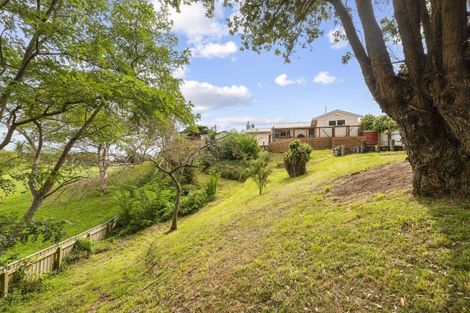 Photo of property in 56 Aorangi Road, Paraparaumu, 5032