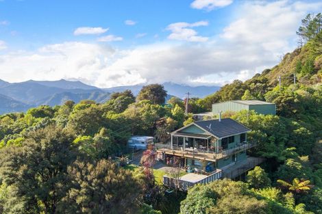 Photo of property in 2067 Kenepuru Road, Te Mahia, Picton, 7282