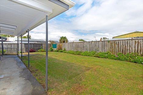 Photo of property in 4 Root Street, Gisborne, 4010