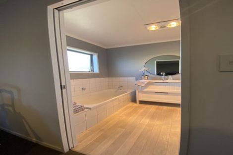 Photo of property in 24b Queen Road, Bellevue, Tauranga, 3110