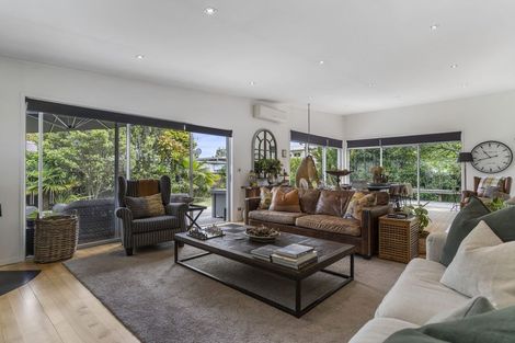 Photo of property in 204 Achilles Avenue, Whangamata, 3620