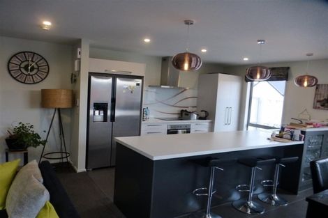 Photo of property in 20 Luxembourg Crescent, Halswell, Christchurch, 8025