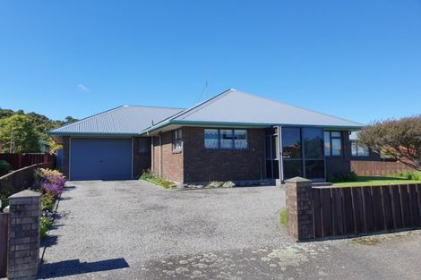 Photo of property in 49 Shakespeare Street, Greymouth, 7805