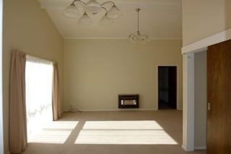 Photo of property in 8e Ihaka Street, Hokowhitu, Palmerston North, 4410