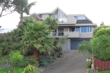 Photo of property in 40 Marellen Drive, Red Beach, 0932