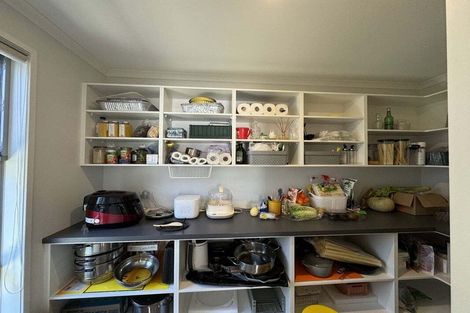 Photo of property in 16 Evergreen Parade, Rosehill, Papakura, 2113