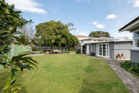 Photo of property in 54 Links Avenue, Mount Maunganui, 3116
