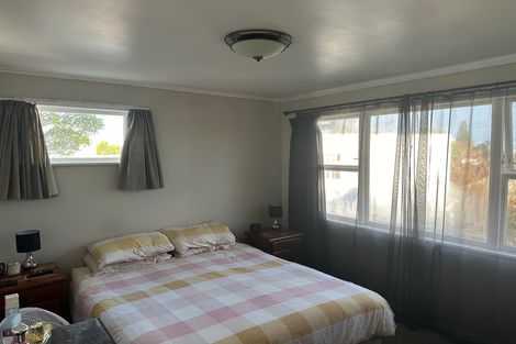 Photo of property in 5/290 Rangatira Road, Beach Haven, Auckland, 0626