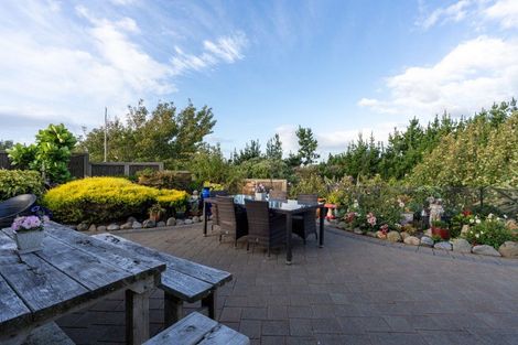 Photo of property in 55 Pukenamu Road, Te Horo, Otaki, 5581