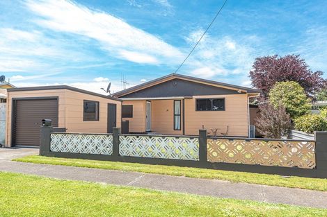 Photo of property in 16 Prince Street, Gonville, Whanganui, 4501