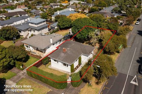 Photo of property in 56 Moana Avenue, Onehunga, Auckland, 1061