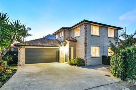 Photo of property in 214 Hill Road, The Gardens, Auckland, 2105