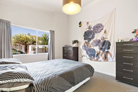 Photo of property in 3/5 Camden Road, Sandringham, Auckland, 1025