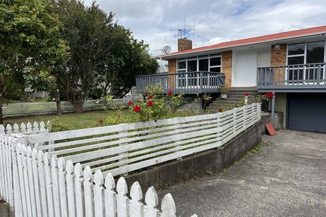 Photo of property in 35 English Street, St Andrews, Hamilton, 3200