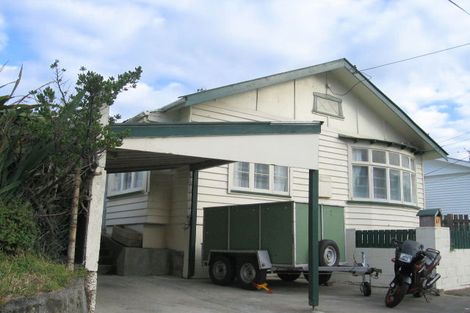 Photo of property in 43 Happy Valley Road, Owhiro Bay, Wellington, 6023
