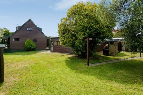 Photo of property in 23 Tobin Place, Richmond Heights, Taupo, 3330