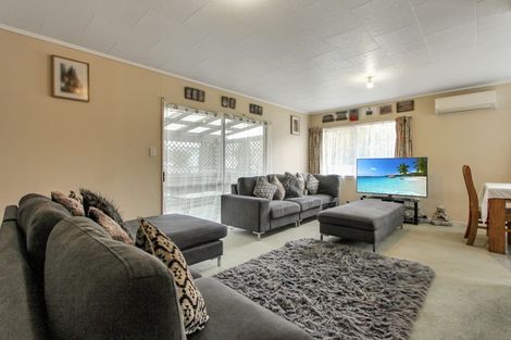 Photo of property in 9 Augustus Earle Place, Pukehangi, Rotorua, 3015