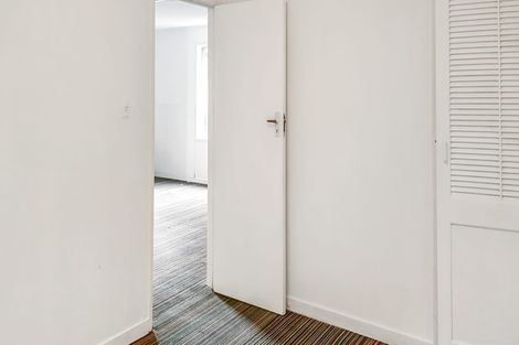 Photo of property in 213 Jervois Road, Herne Bay, Auckland, 1011