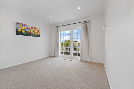 Photo of property in 1/25 James Evans Drive, Northcote, Auckland, 0627