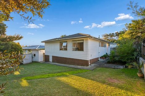 Photo of property in 7 Osman Street, Glen Eden, Auckland, 0602