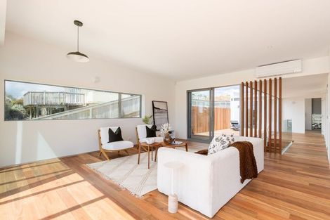 Photo of property in 22a Queens Road, Waikanae Beach, Waikanae, 5036