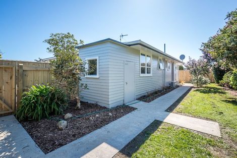 Photo of property in 7a Tawa Street, Waikanae, 5036