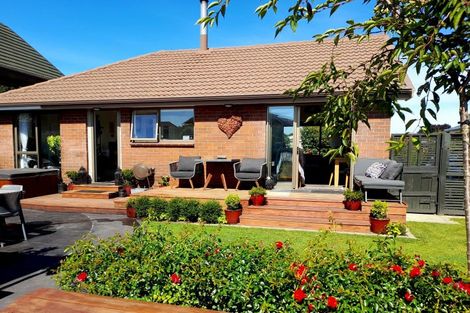 Photo of property in 2 Kent Place, Mosgiel, 9024