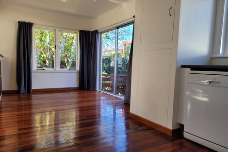 Photo of property in 45 Sylvan Crescent, Te Atatu South, Auckland, 0610