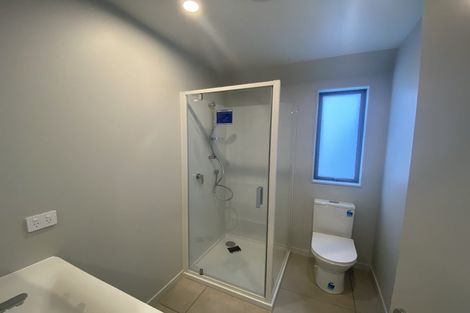 Photo of property in 2/130 Richmond Street, Petone, Lower Hutt, 5012