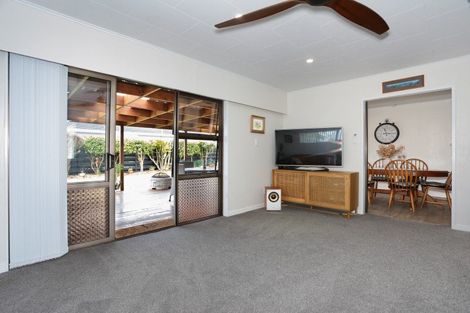 Photo of property in 1 Caroline Drive, Feilding, 4702