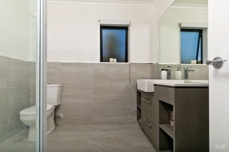 Photo of property in 88 Mackay Drive, Greenhithe, Auckland, 0632