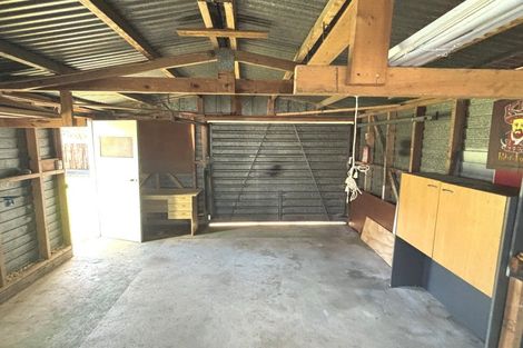 Photo of property in 18 Wells Road, Bucklands Beach, Auckland, 2012