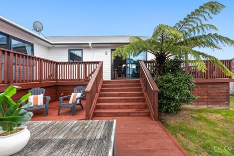 Photo of property in 102 Kirton Drive, Riverstone Terraces, Upper Hutt, 5018