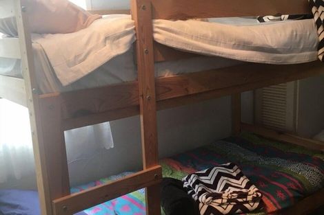 Photo of property in 6 Long Street, Torbay, Auckland, 0630