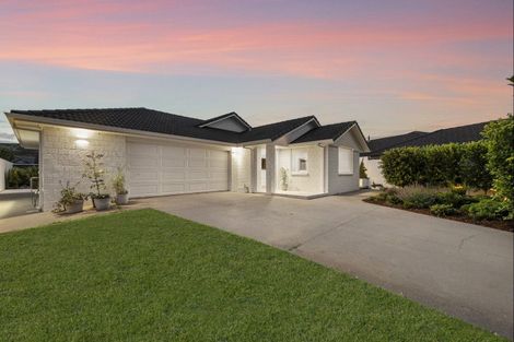 Photo of property in 19 Popata Close, Papamoa Beach, Papamoa, 3118