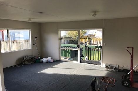 Photo of property in 4/34 Barneys Farm Road, Clendon Park, Auckland, 2103