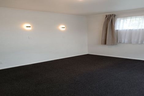 Photo of property in 168 Ennis Avenue, Pakuranga Heights, Auckland, 2010